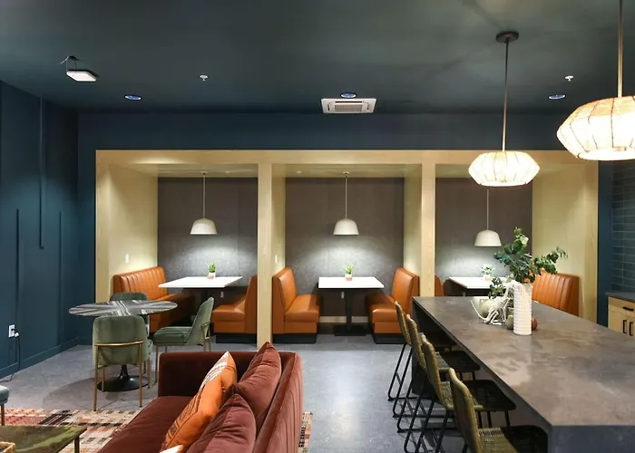 Hulu+gym+parking Near Shoppingupmcuniversities Appartement