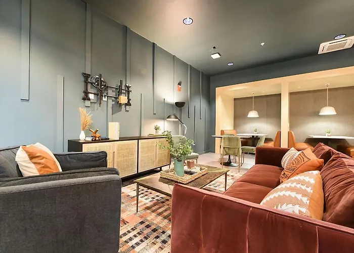 Hulu+gym+parking Near Shoppingupmcuniversities Appartement