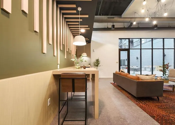 Hulu+gym+parking Near Shoppingupmcuniversities Appartement