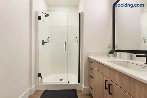 Appartement Hulu+gym+parking Near Shoppingupmcuniversities *