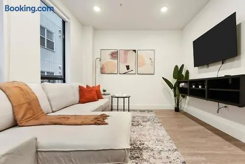 Hulu+gym+parking Near Shoppingupmcuniversities